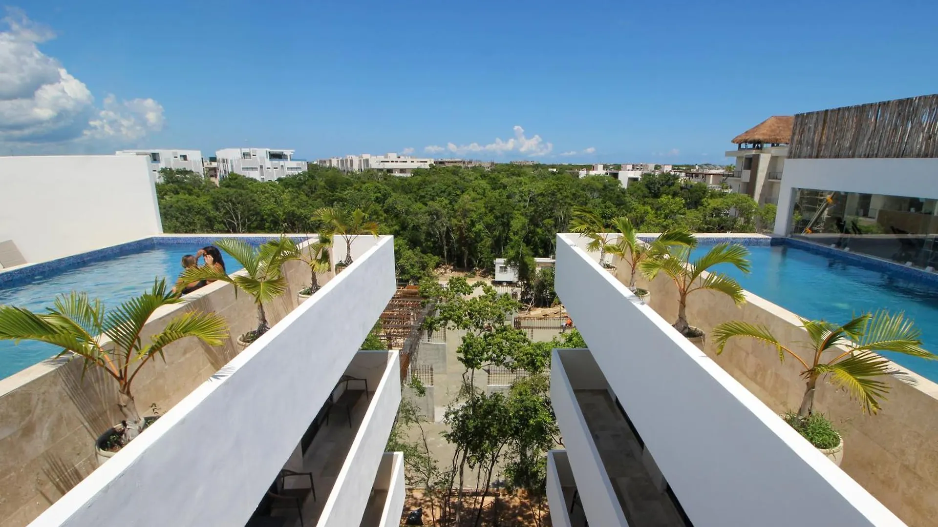 Zama Condo With Rooftop Pool, Gym, Coworking, Cinema トゥルム