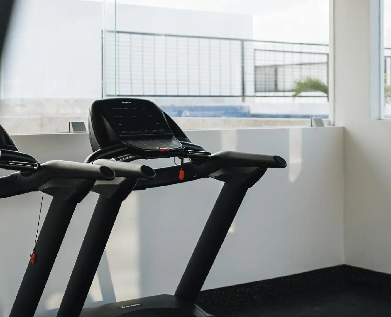 アパート Zama Condo With Rooftop Pool, Gym, Coworking, Cinema トゥルム