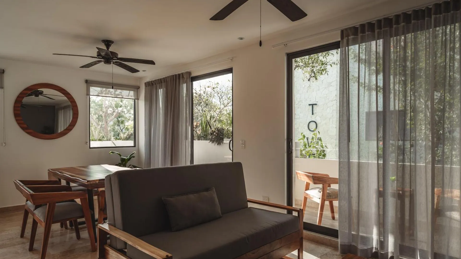 アパート Zama Condo With Rooftop Pool, Gym, Coworking, Cinema トゥルム メキシコ