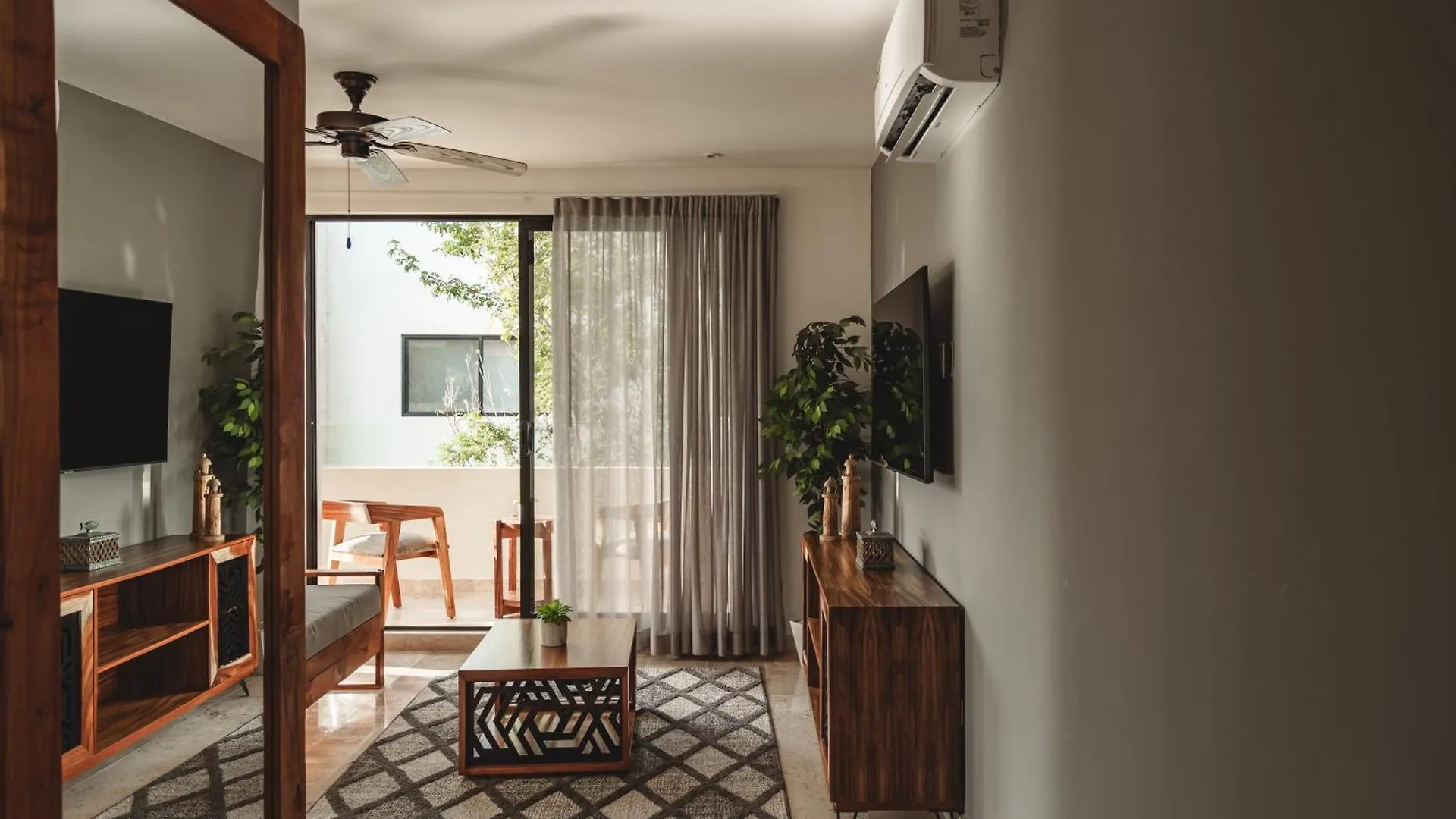 Zama Condo With Rooftop Pool, Gym, Coworking, Cinema Tulum
