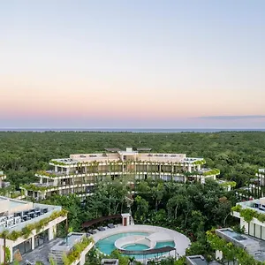 Mistiq Temple Ii Luxury Apartamento